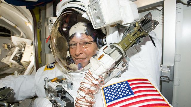 Крістіна Кох планує побити рекорд з безперервного перебування у космосі - фото 322533