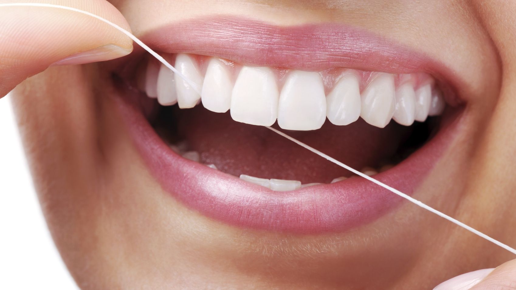 Зубна нитка: чому не варто нею користуватися