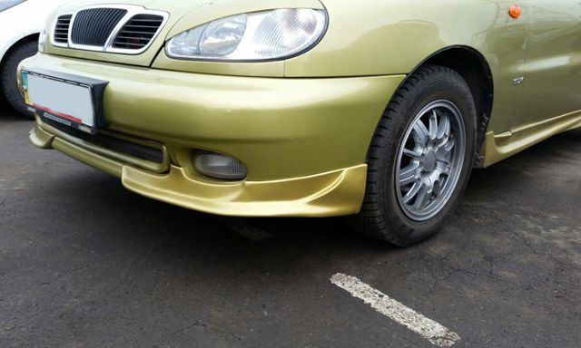 Модель Lanos від компанії Daewoo вважають легендарним автомобілем- фото 322898