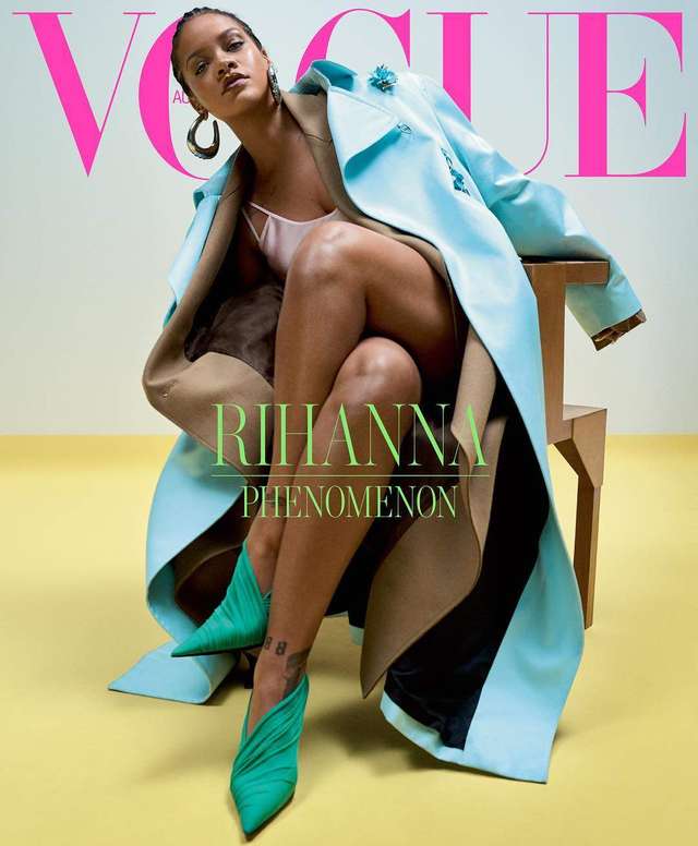 Rihanna показала апетитні форми на знімках для Vogue - фото 322993