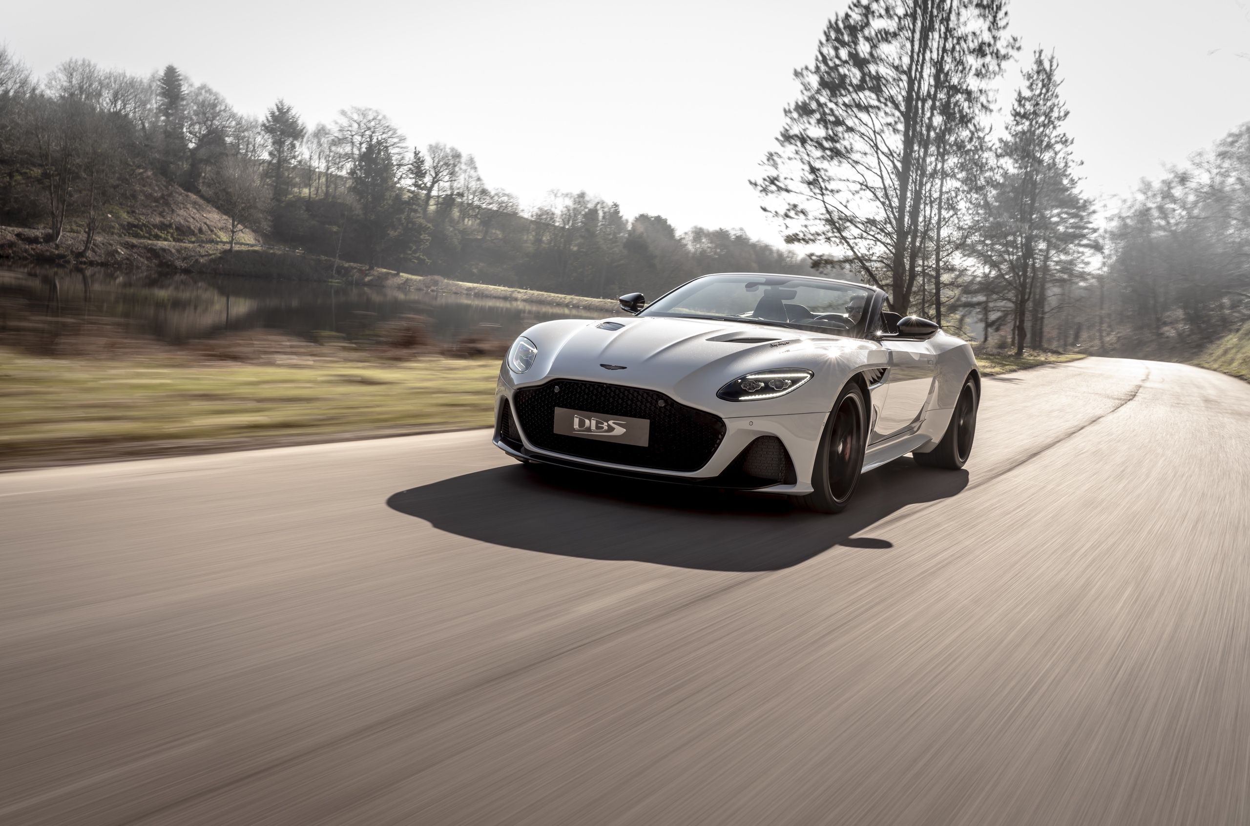 Представлений найшвидший відкритий Aston Martin в історії