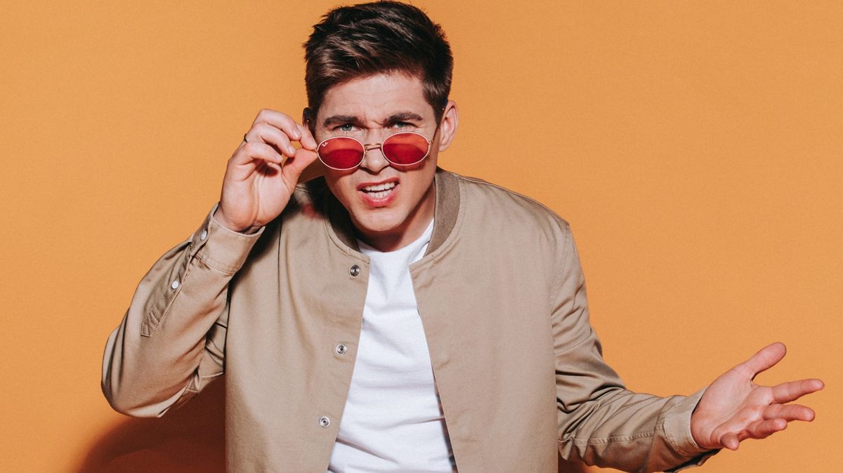 Вова Остапчук випустив нову пародію Дім - фото 1