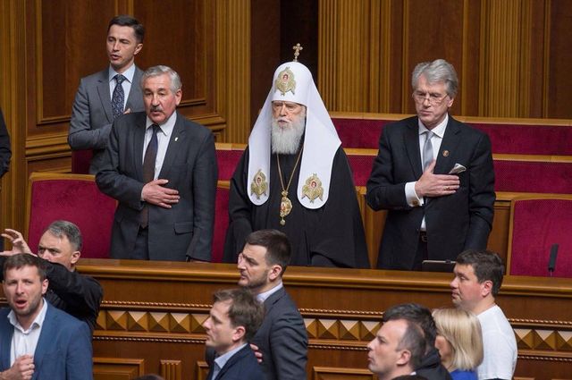 У Раді був присутній Віктор Ющенко та Філарет - фото 323823