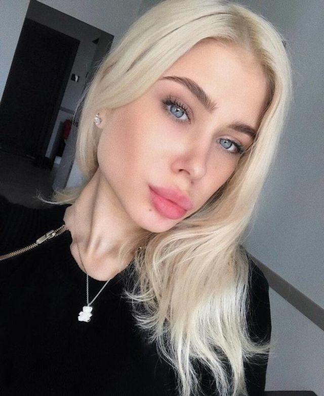 Дебютант Динамо показав сексуальну красуню, яка його надихає - фото 323938