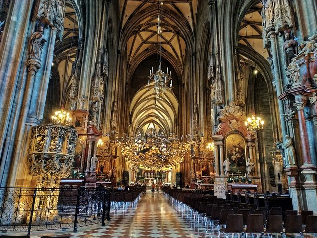 Великдень в Європі: чому категорично не варто планувати подорож на свята - фото 323962