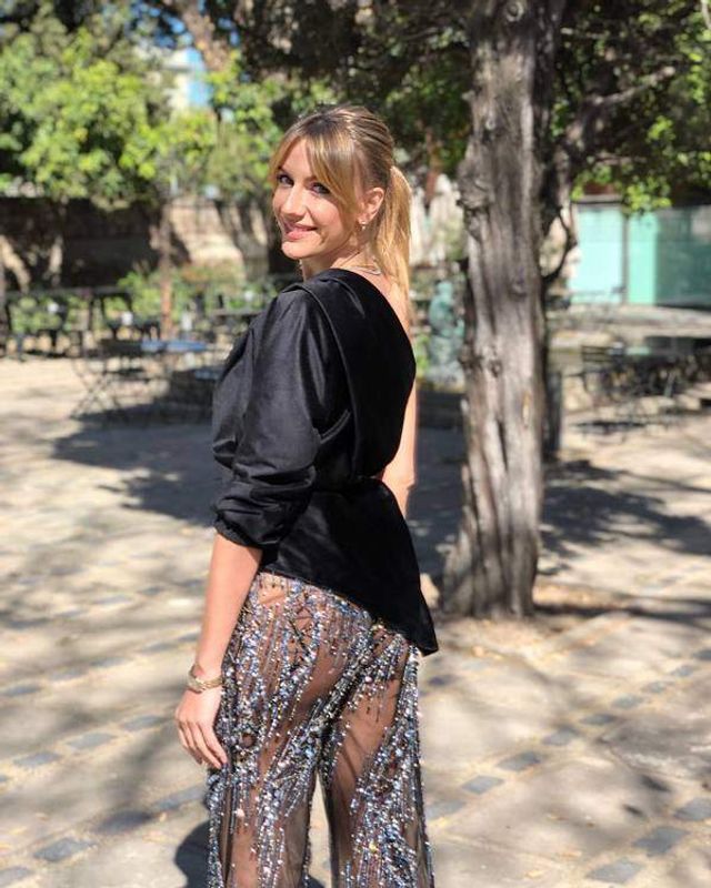 Леся Нікітюк показала оголені сідниці в Барселоні - фото 324019