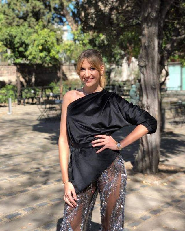 Леся Нікітюк показала оголені сідниці в Барселоні - фото 324020