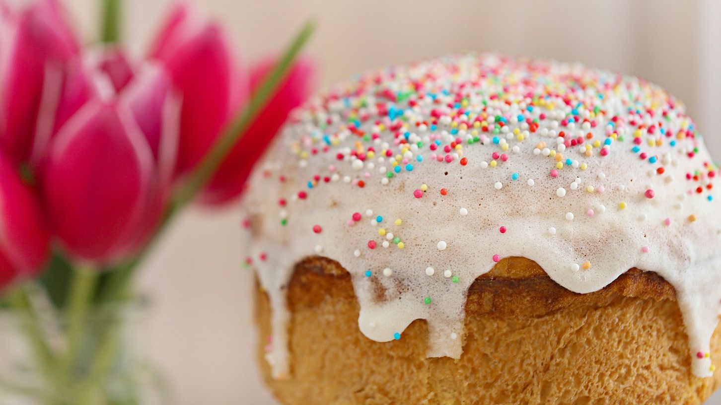 Паска для вегетаріанців: рецепт приготування смачної випічки без молока та яєць