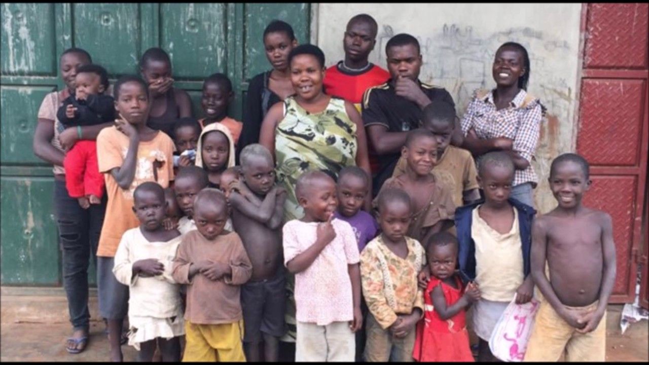 Найбагатодітніша мама 21 століття - фото 1