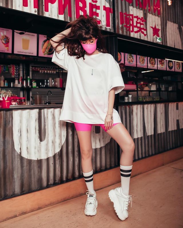 Надя Дорофєєва викликала фурор у мережі незвичайними образами - фото 324337