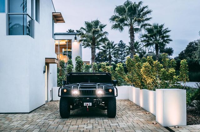 Тепер ще потужніший: американці удосконалили Hummer H1 - фото 324521