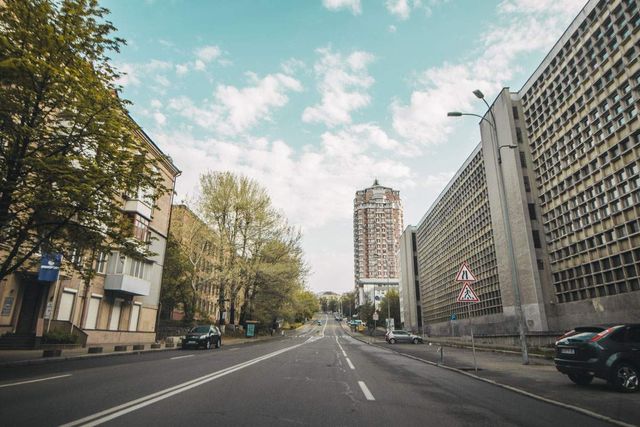 Як виглядав Київ у великодній ранок: чарівні фото - фото 324544