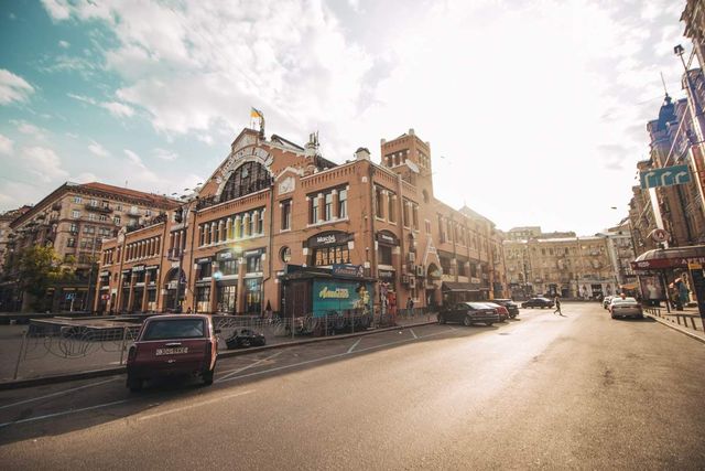 Як виглядав Київ у великодній ранок: чарівні фото - фото 324546