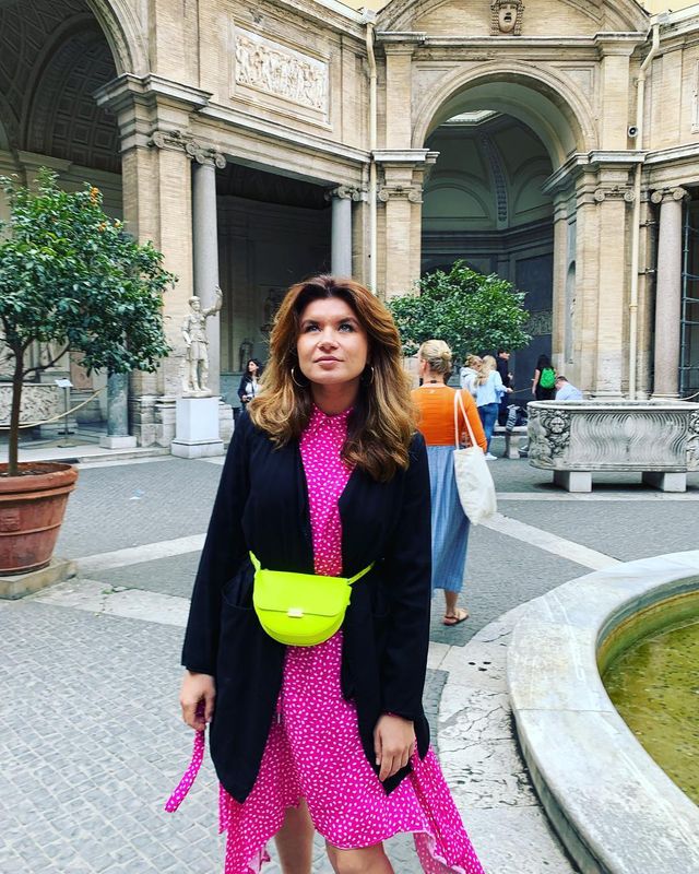 MONATIK показав, як проводить час з сім'єю в Римі - фото 324690