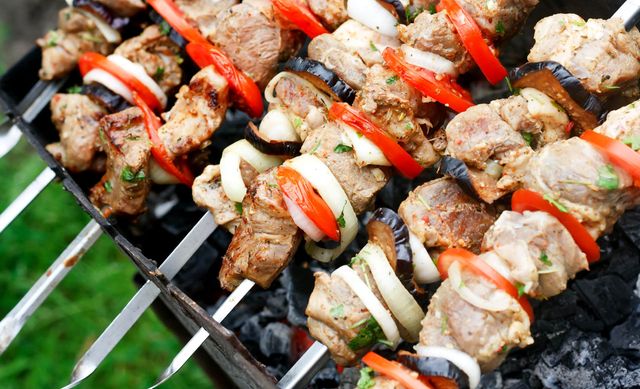 М'ясні страви бажано з'їсти в день приготування - фото 325011