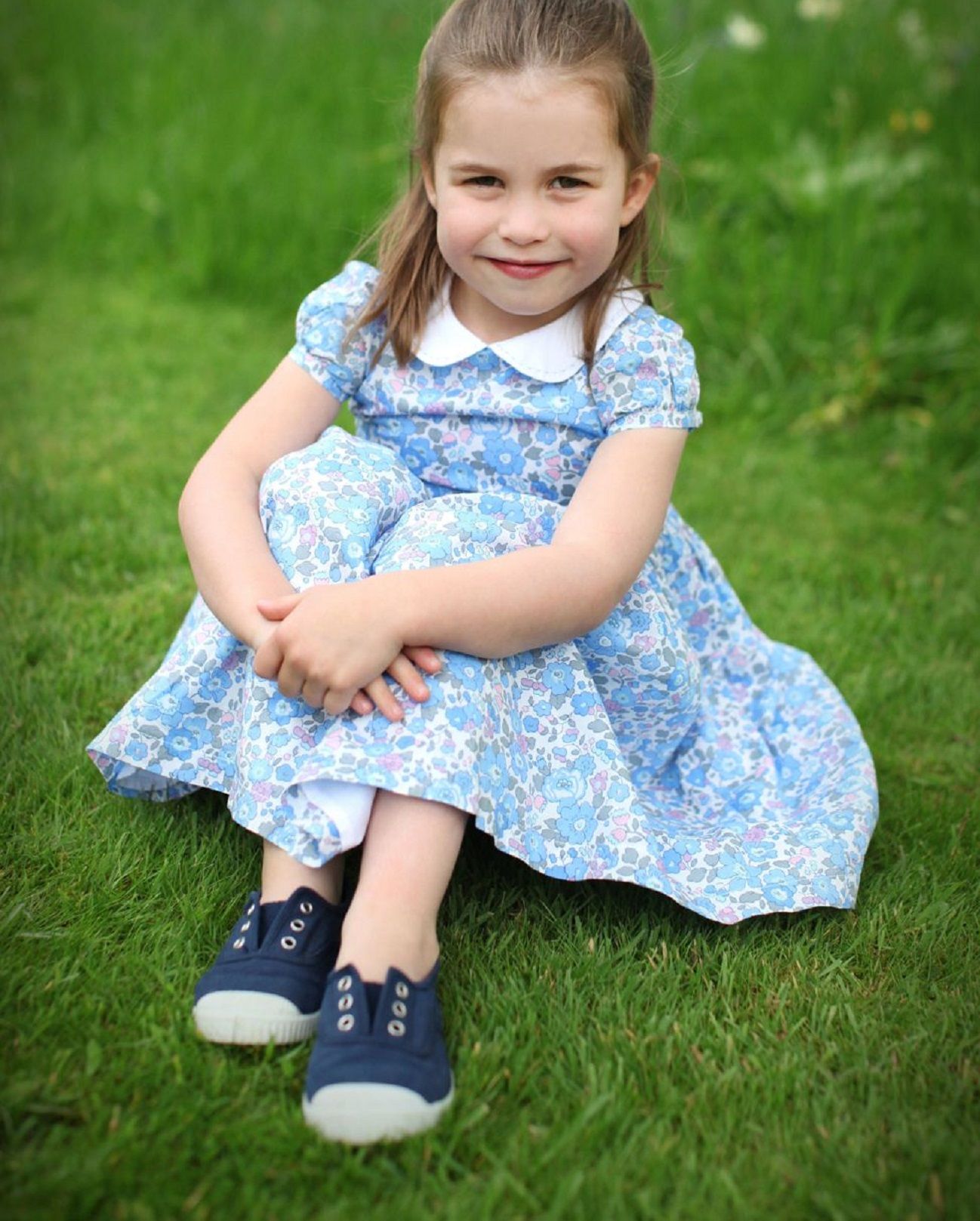 Принцеса Шарлотта святкує день народження - фото 1