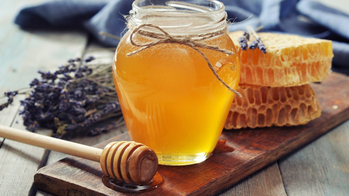 Мед може замінити цукор, якщо вживати його у малій кількості - фото 1