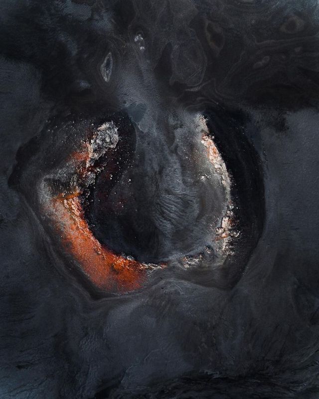 Незабутня краса Ісландії з висоти: яскраві фото мандрівника - фото 325830