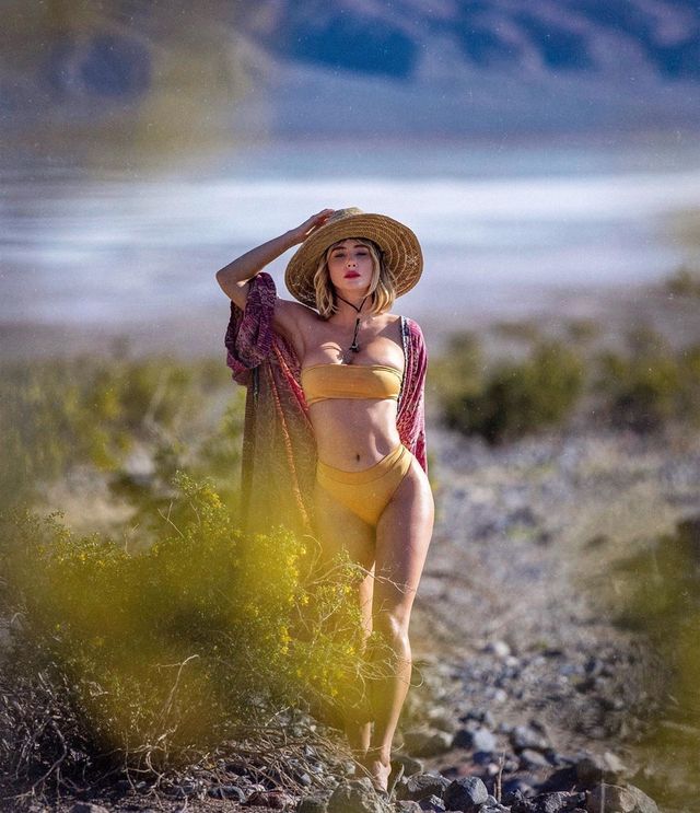 instagram.com/saraunderwood - фото 325888