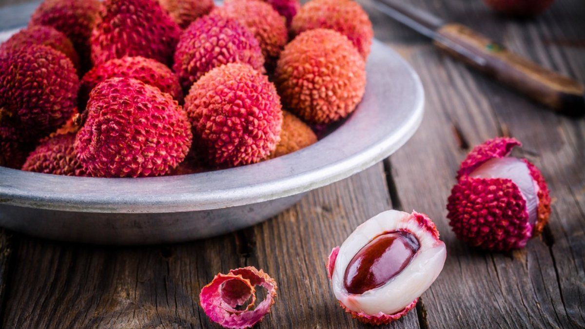 Що таке лічі і з чим їх їдять