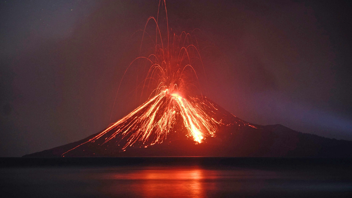 Вулкани – не найкраща ідея для спалювання нашого сміття - фото 1