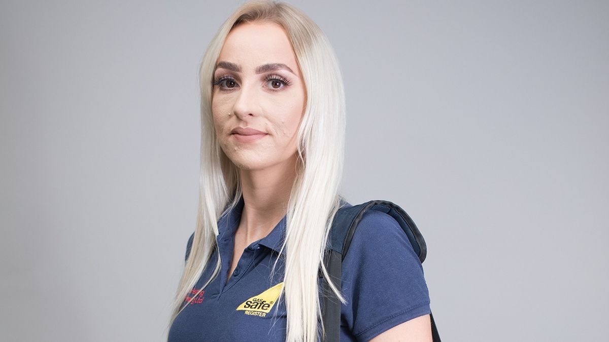 У Британії знайшли найкрасивішу жінку-сантехніка