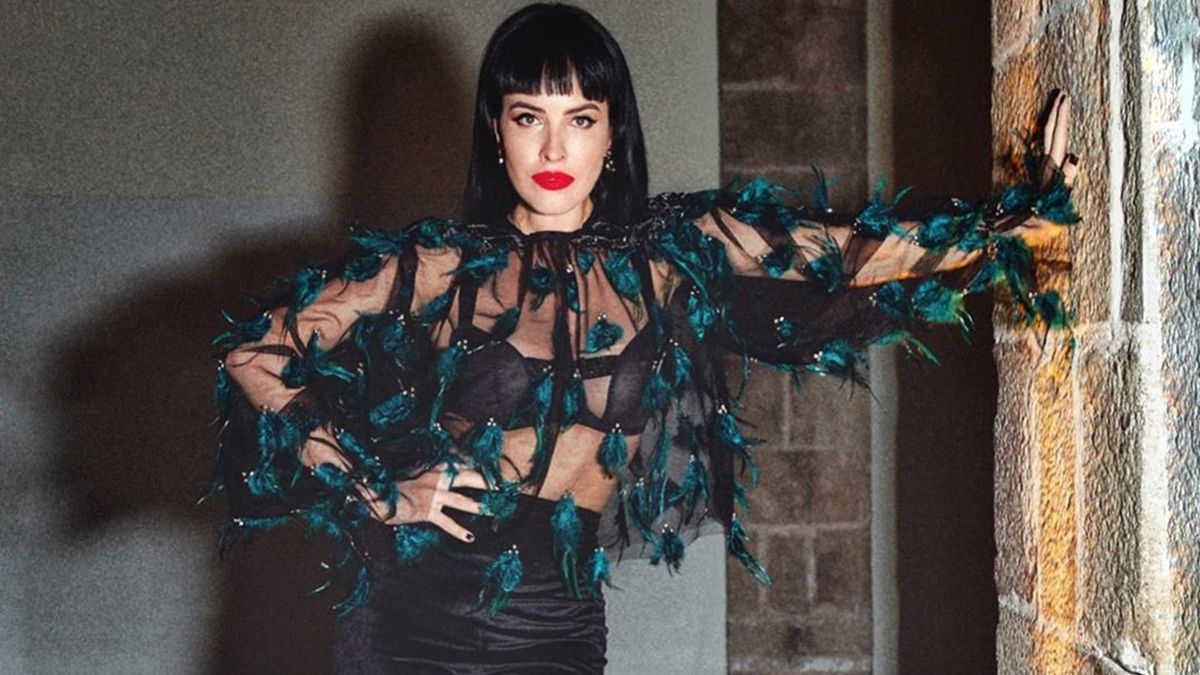 Даша Астаф'єва підкорила мережу еротичними знімками в оригінальному образі (18+)