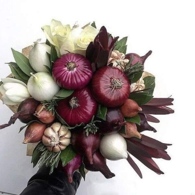 Міняю капусту на квартиру в Києві: найкумедніші меми про подорожчання овочів - фото 326352