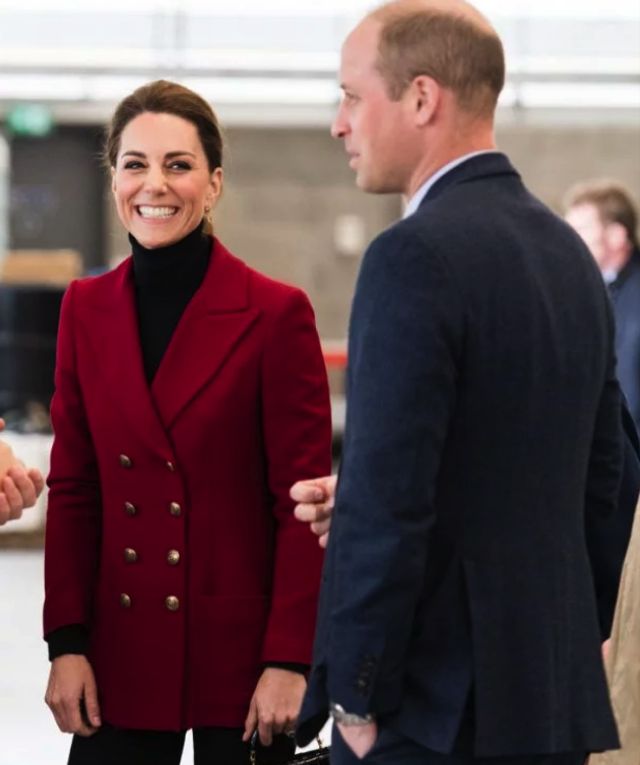 Кейт Міддлтон показала несподіваний весняний образ - фото 326619