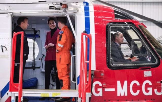 Кейт Міддлтон показала несподіваний весняний образ - фото 326620