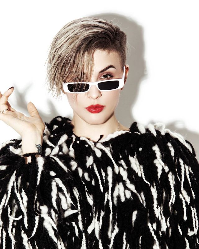 MARUV вразила мережу новим епатажним образом - фото 326784