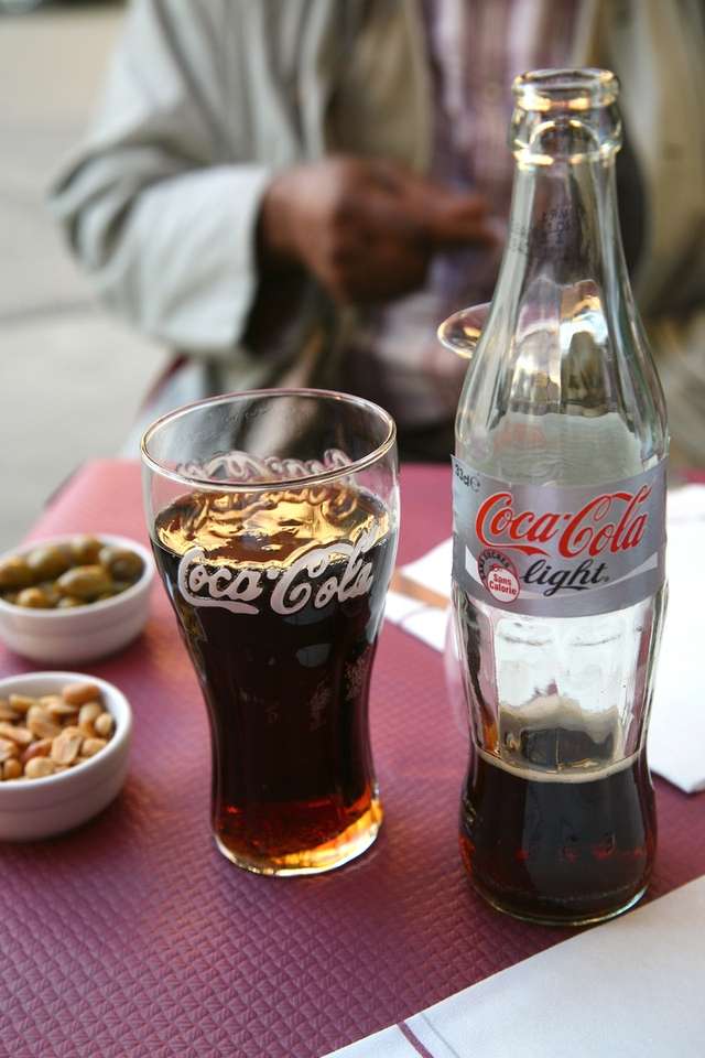 Дієтична Coca-cola змушує їсти більше - фото 327174
