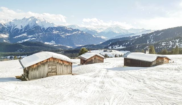 Талановитий хлопець побував в 111 країнах: захопливі фото - фото 327378