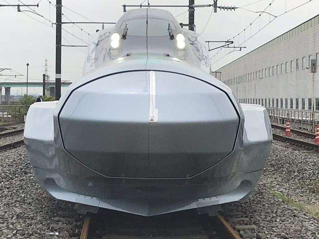 Так виглядає найшвидший поїзд у світі - фото 327497
