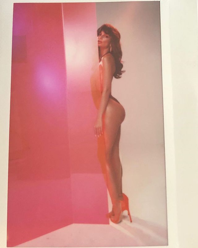 instagram.com/emrata - фото 327577