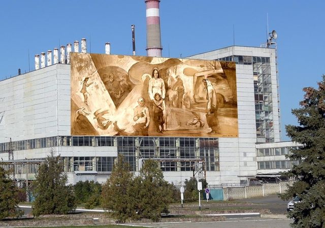 У Чорнобилі намалюють яскравий мурал: ескізи - фото 327600