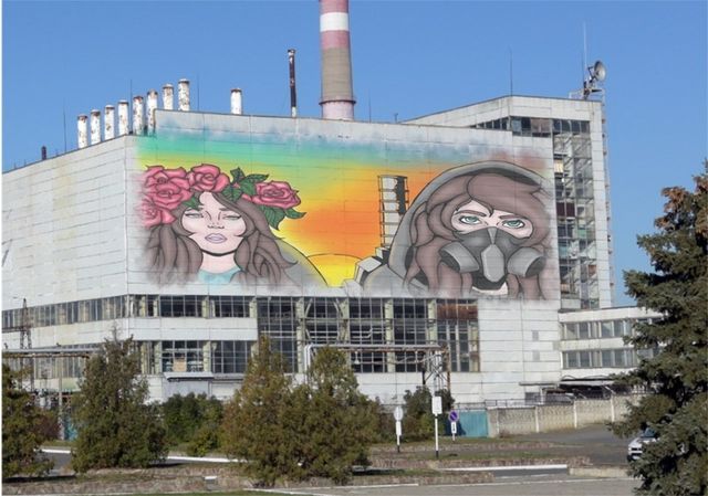 У Чорнобилі намалюють яскравий мурал: ескізи - фото 327603