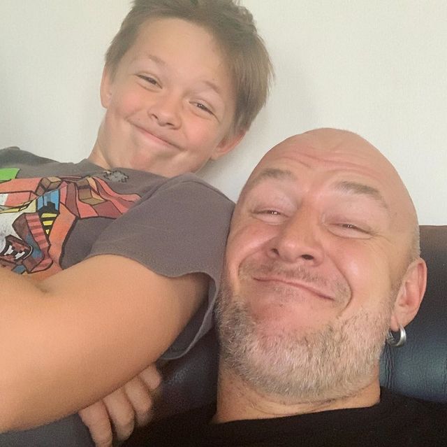 Потап з сином розвеселили мережу комічним знімком - фото 327625