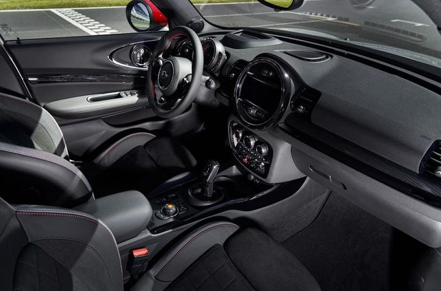 MINI представила найпотужніші моделі у своїй історії - фото 327700