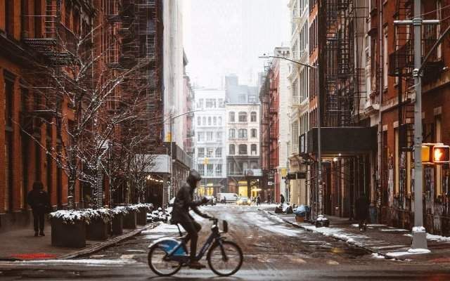 У мережі показали Нью-Йорк очима талановитого фотографа - фото 328030