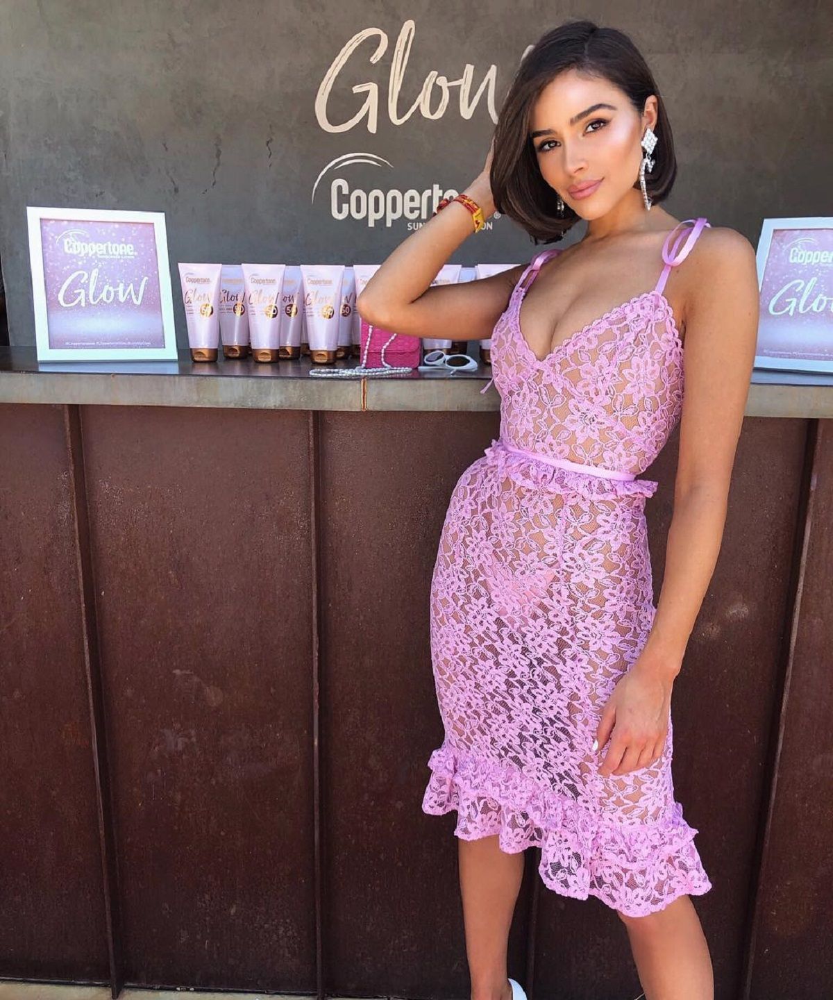 Міс Всесвіт 2012 похизувалась розкішними формами (фото 18+)