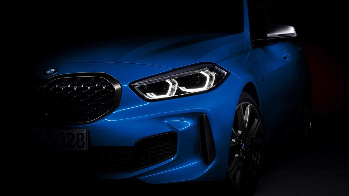 Новий хетчбек BMW X1 - фото 1