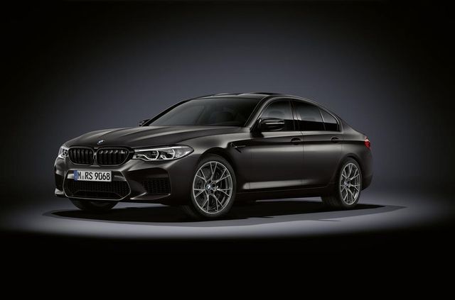 Представлено BMW M5: найпотужніший двигун і декор із золота - фото 328199