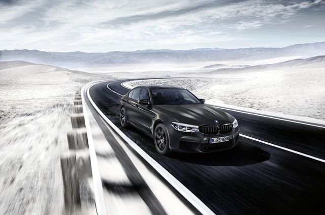 Представлено BMW M5: найпотужніший двигун і декор із золота - фото 328200