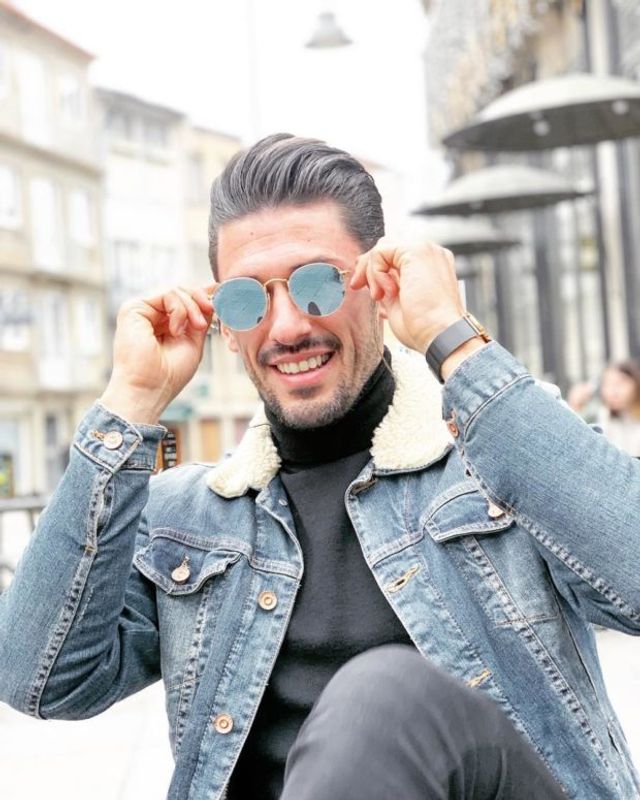 Як носити чоловічі сонцезахисні окуляри: правила етикету та трендові оправи - фото 329115