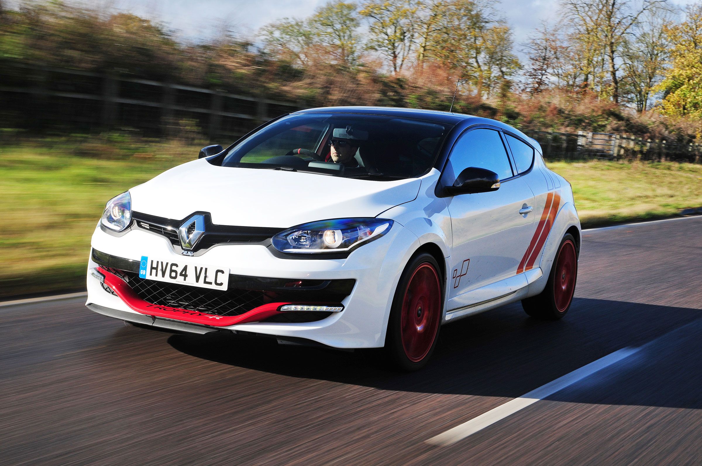 Новий Renault Megane RS Trophy-R встановив рекорд Нюрбургрингу