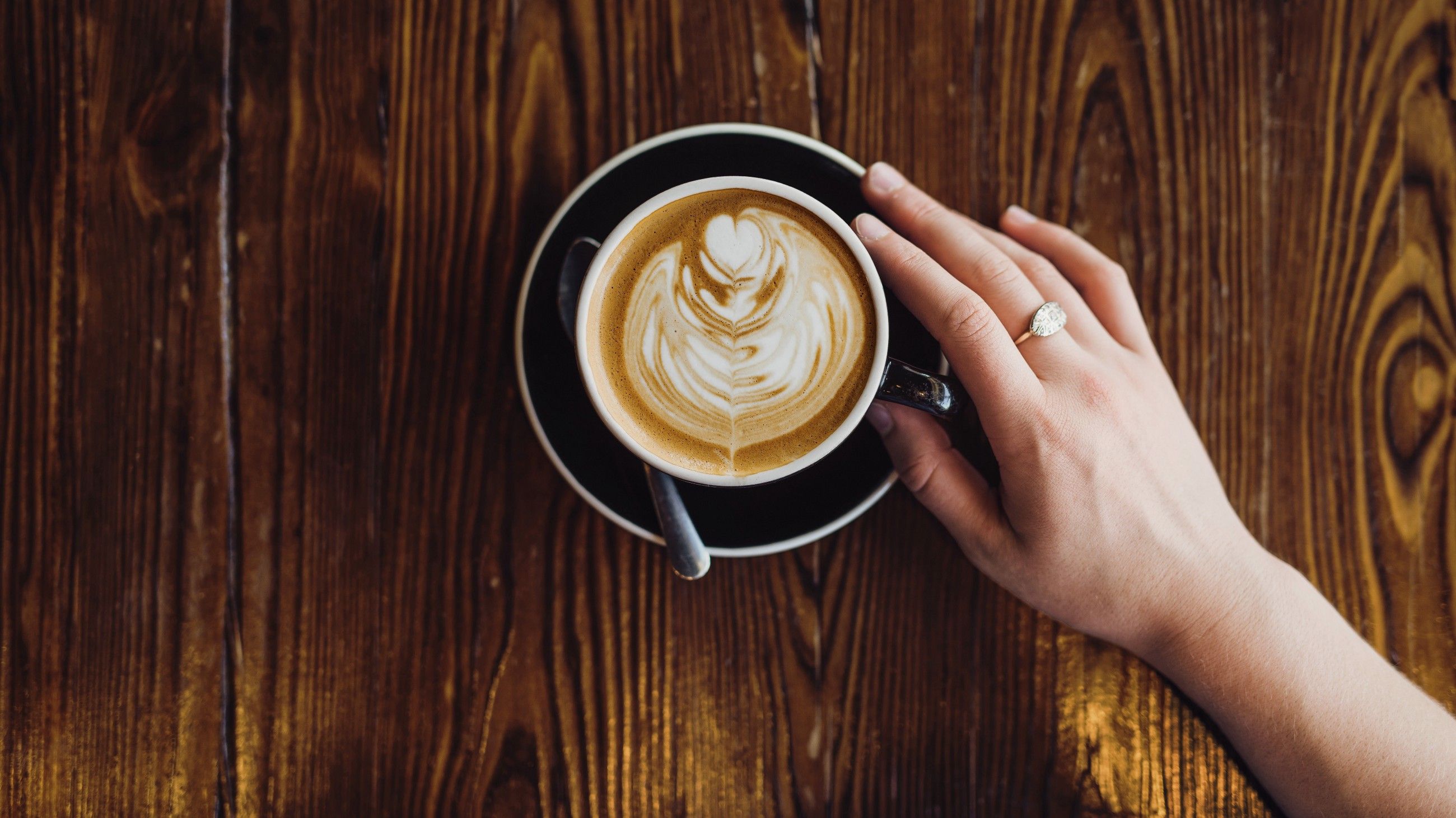 Лікарі розповіли про безпечне вживання кави