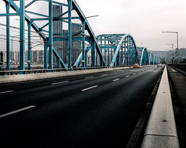 Життя у Сеулі: вуличні фото, які приковують погляд - фото 329447