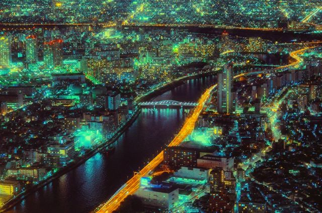 Токіо на долоні: захопливі фото з найвищих будівель міста - фото 329780