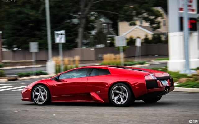 З-поміж конфіскату будеLamborghini Murcielago - фото 329801